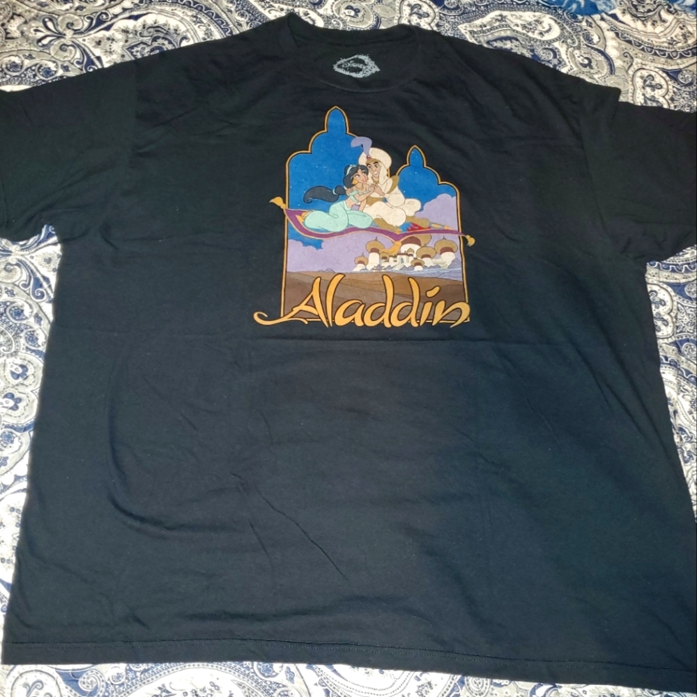 Unisex t-shirt